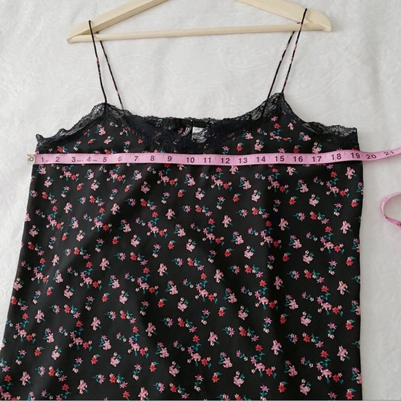 Dark Ditsy Floral Print Lace Trim Camisole - Picture 2 of 6